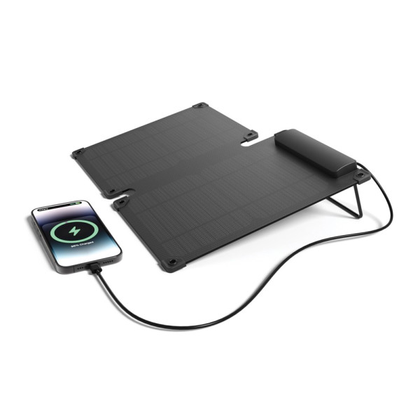 Solarpulse gerecycled plastic draagbaar solar panel 10W